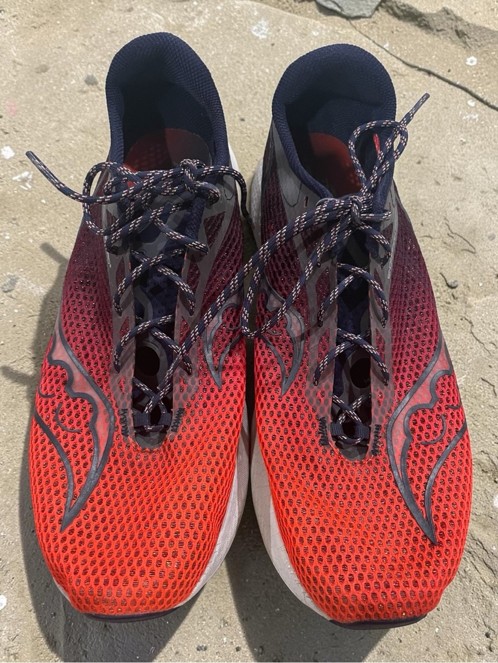 Saucony Endorphin Pro 3 Red and Navy Mesh Running Sneakers Men’s Size 13